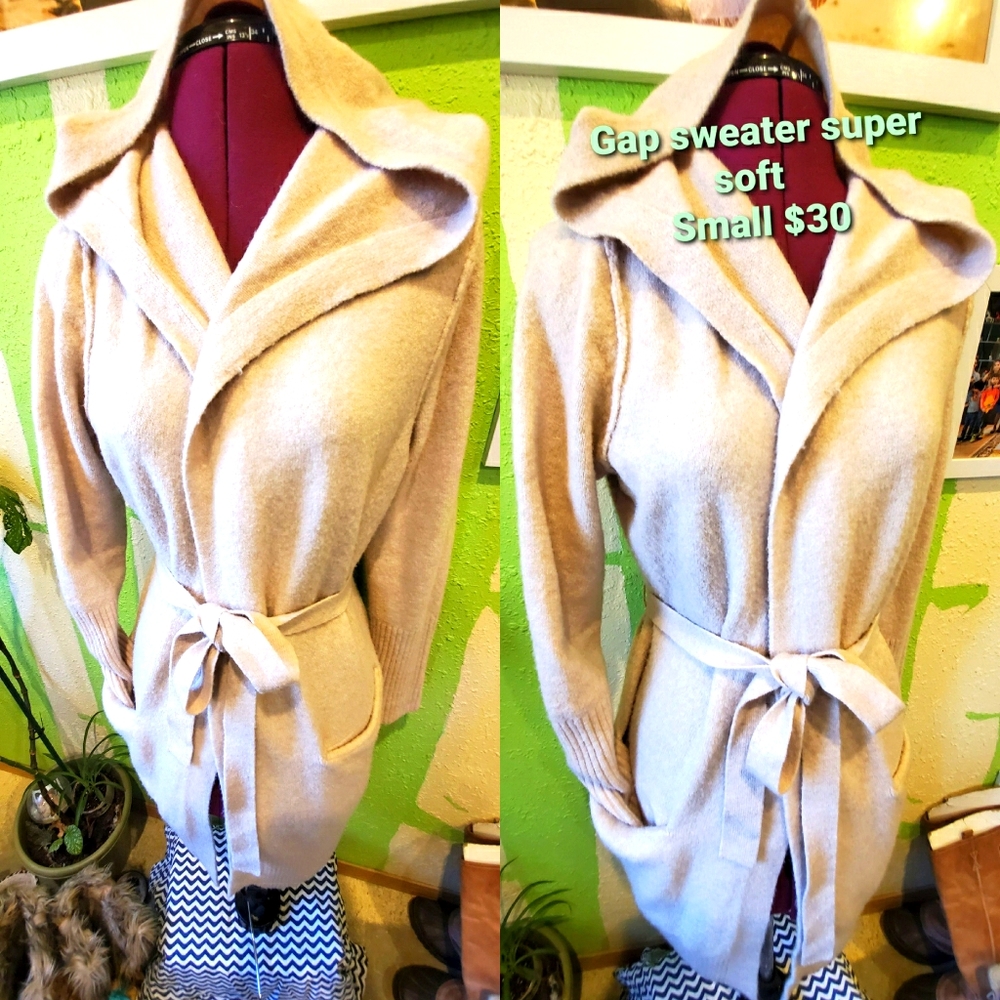 GAP tie waist sweater cardigan